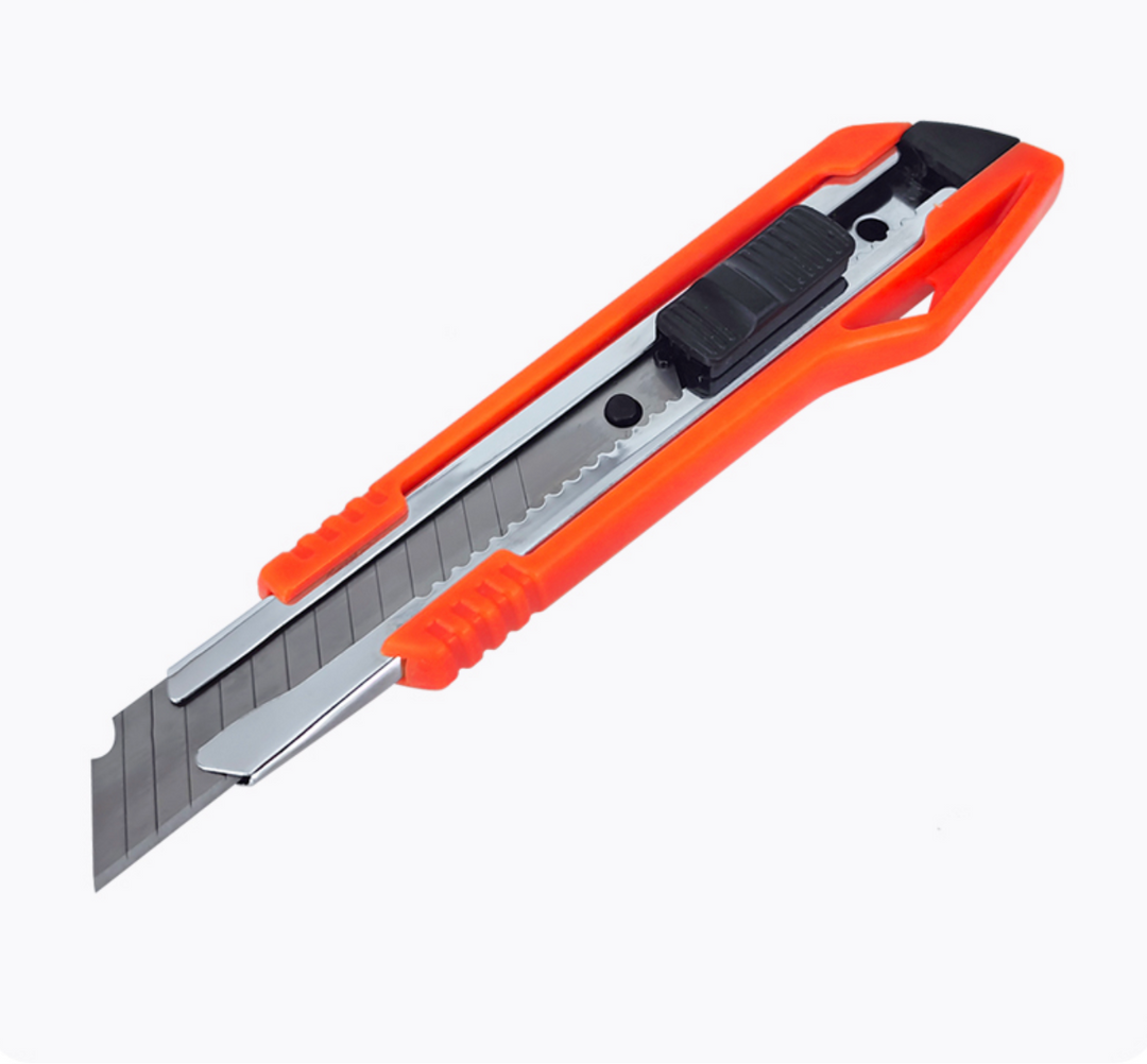 18mm Utility Cutter - سكين شفرة سحب عريضة